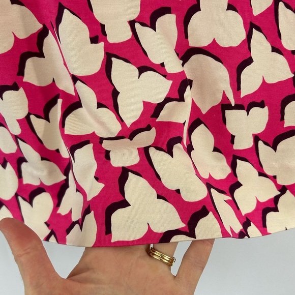 Diane Von Furstenburg Women’s Size 2 Pink and White Dress V Neck Silk - Picture 3 of 15